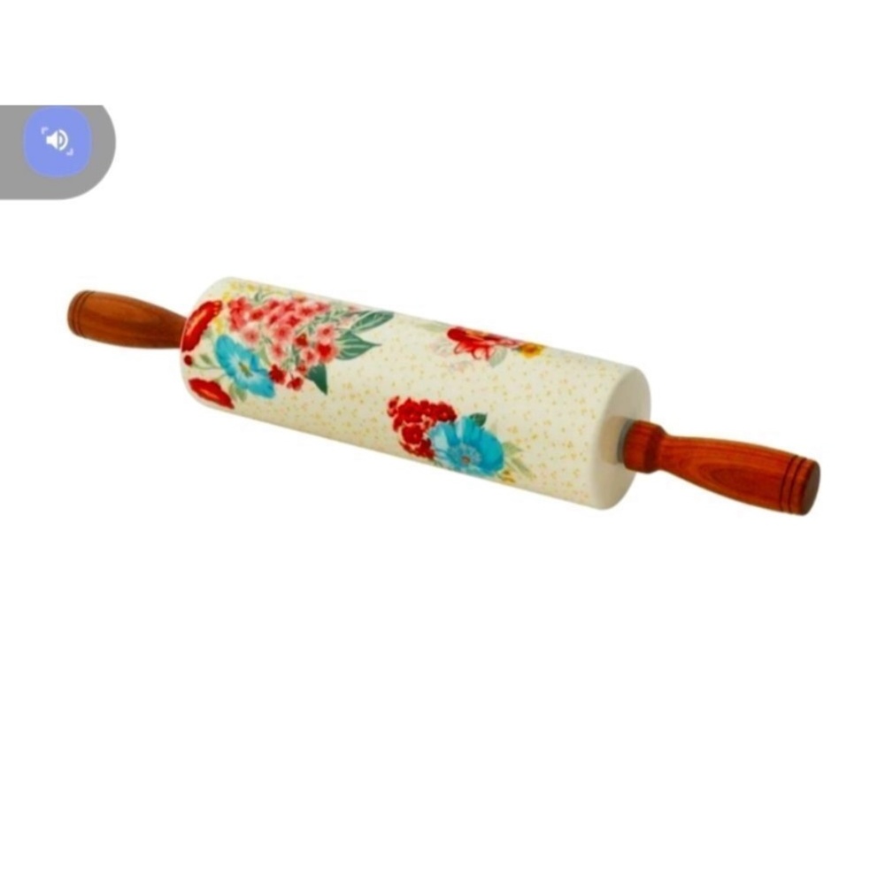 The pioneer woman Fancy Flourish Rolling Pin with wood handles